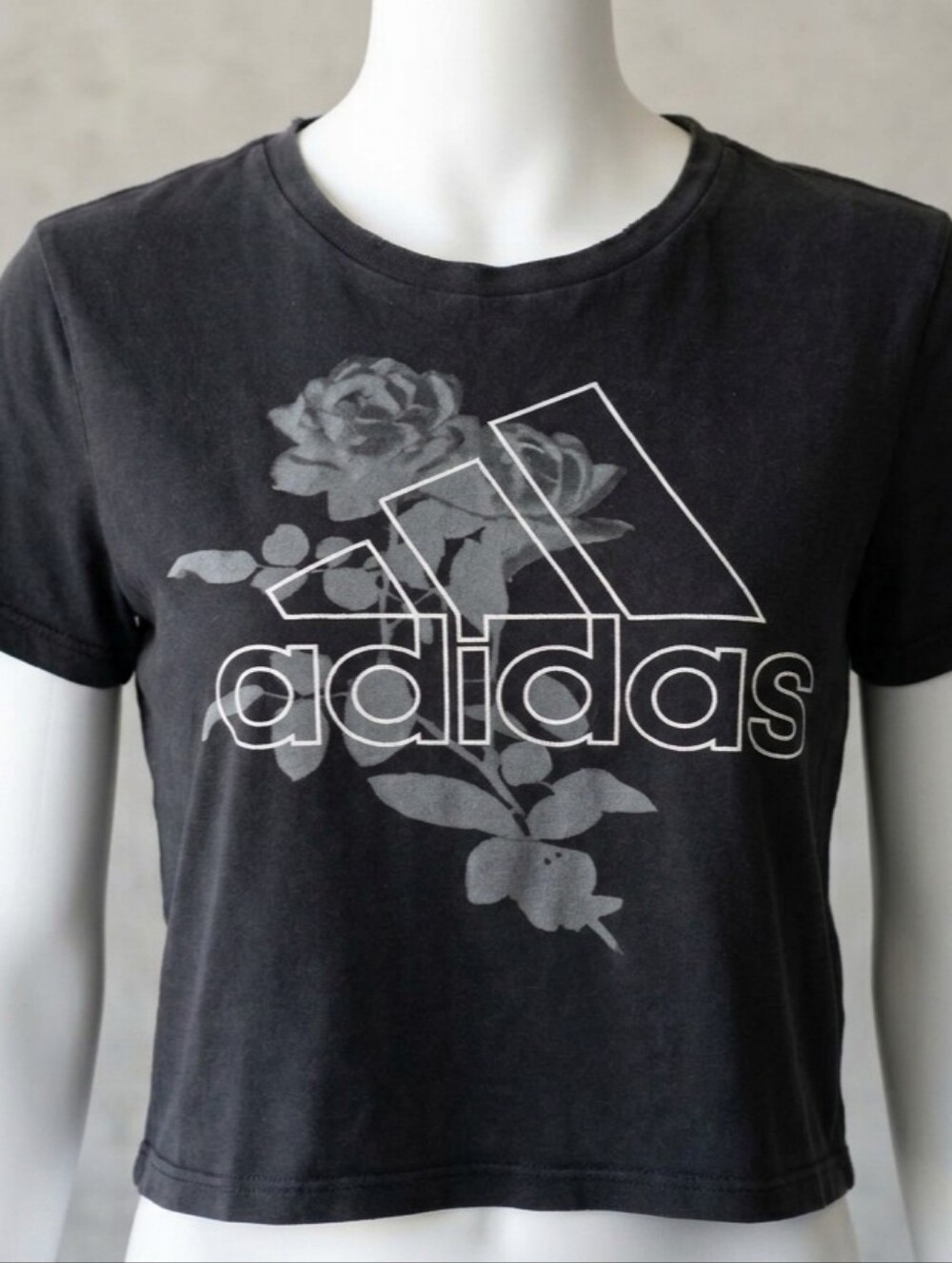 adidas Black Graphic Floral Logo Crop Tee -- Size Medium